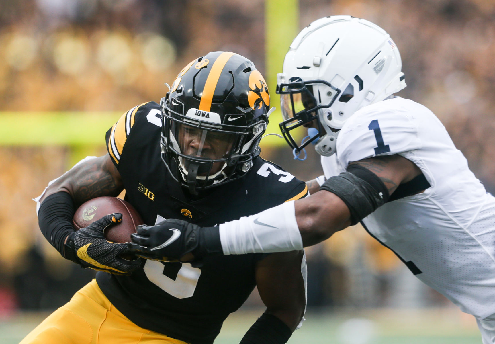 100921-qc-spt-iowa-fball-015